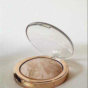 tarte Amazonian fair colored clay powder